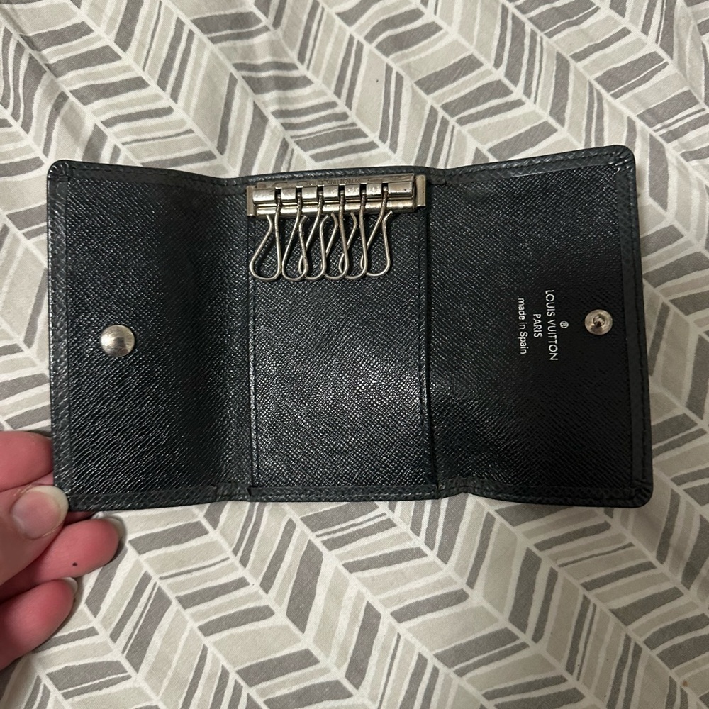 Louis Vuitton Black Leather Key Organizer